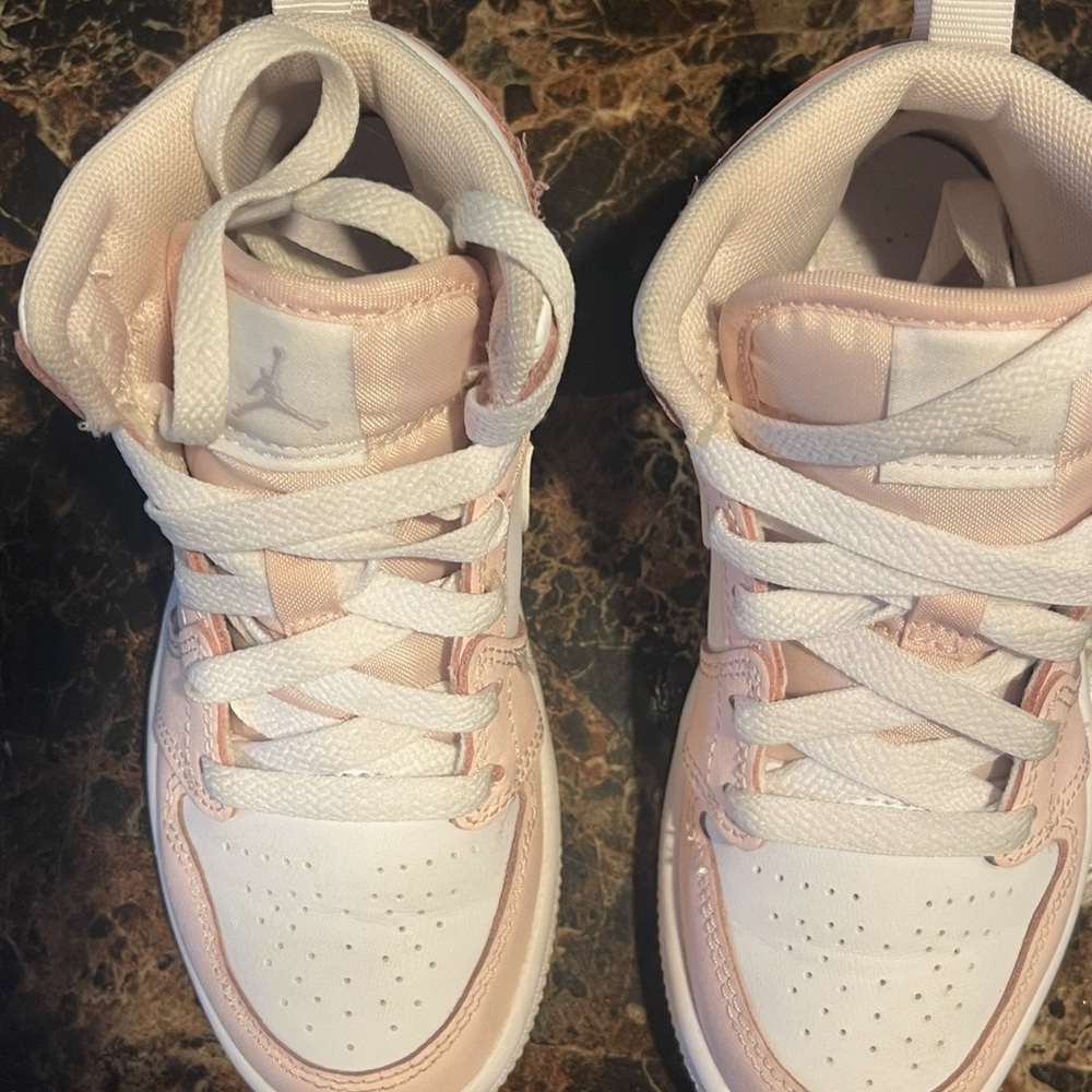 Nike/Jordan Size 11c